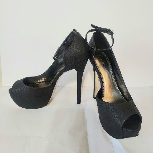 Black Bebe Adriana Ankle strap stiletto heels size 7 women's - Picture 6 of 7